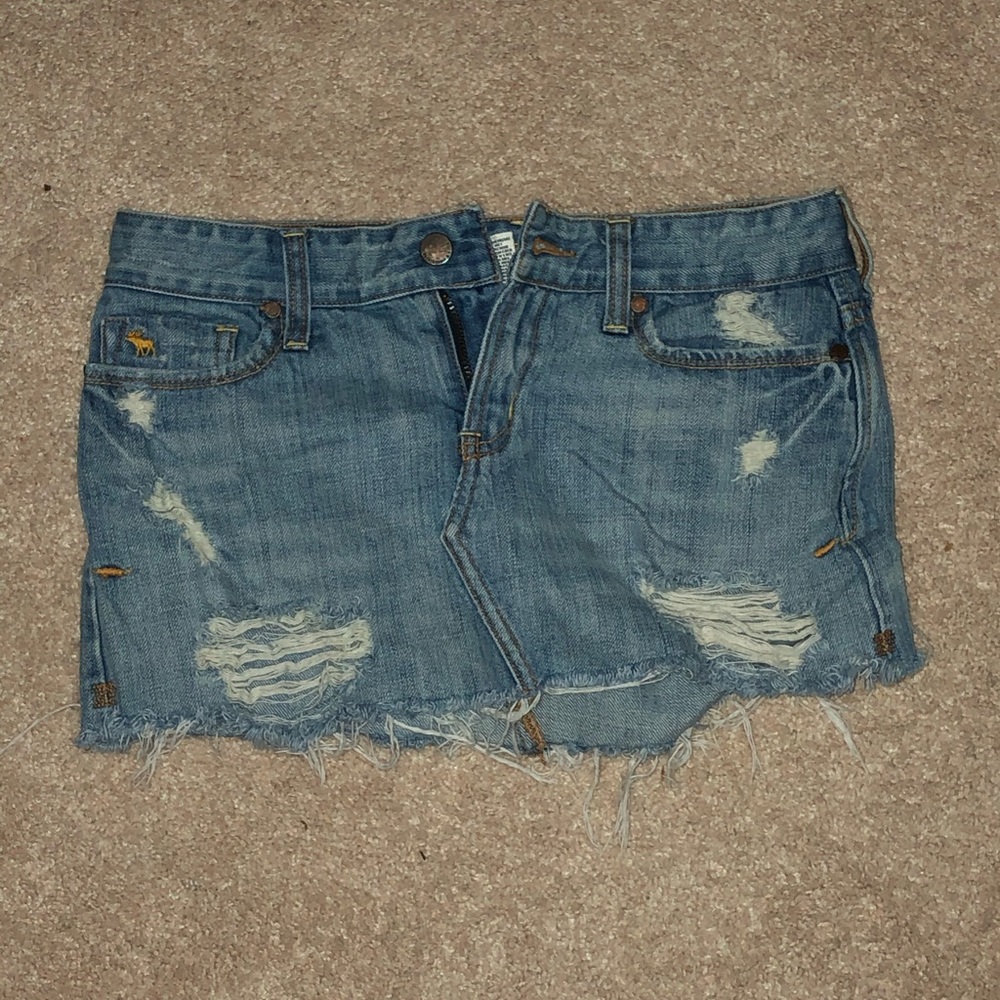 00 Abercrombie and Fitch denim skirt